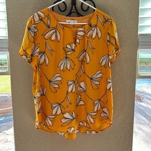 Yellow dress shirt like new